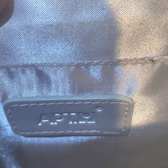 APT 9 SILVER SEQUIN PURSE W/SHOULDER-CHAIN - Picture 5 of 8